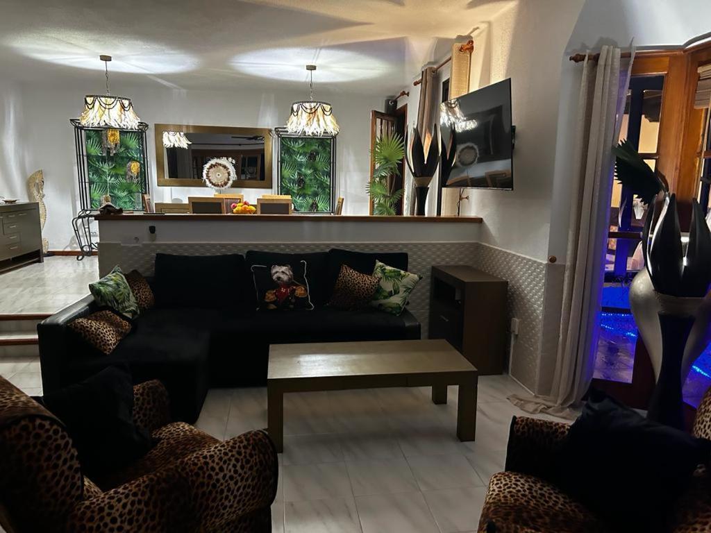 Villa Natali ,Luxury 3-Levels Large Villa On Tenerife, Ocean View, Private Poo L& Barbecue Area Costa Adeje  Bagian luar foto